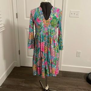 Lilly Pulitzer Floral V Neck 3/4 Sleeve pleated Dress